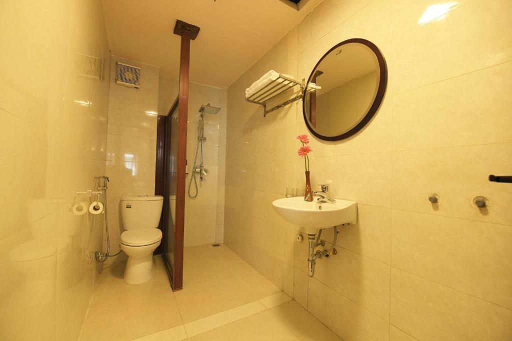 Old Quarter Family Hotel Hanoi Zewnętrze zdjęcie