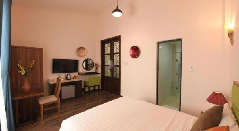 Old Quarter Family Hotel Hanoi Zewnętrze zdjęcie